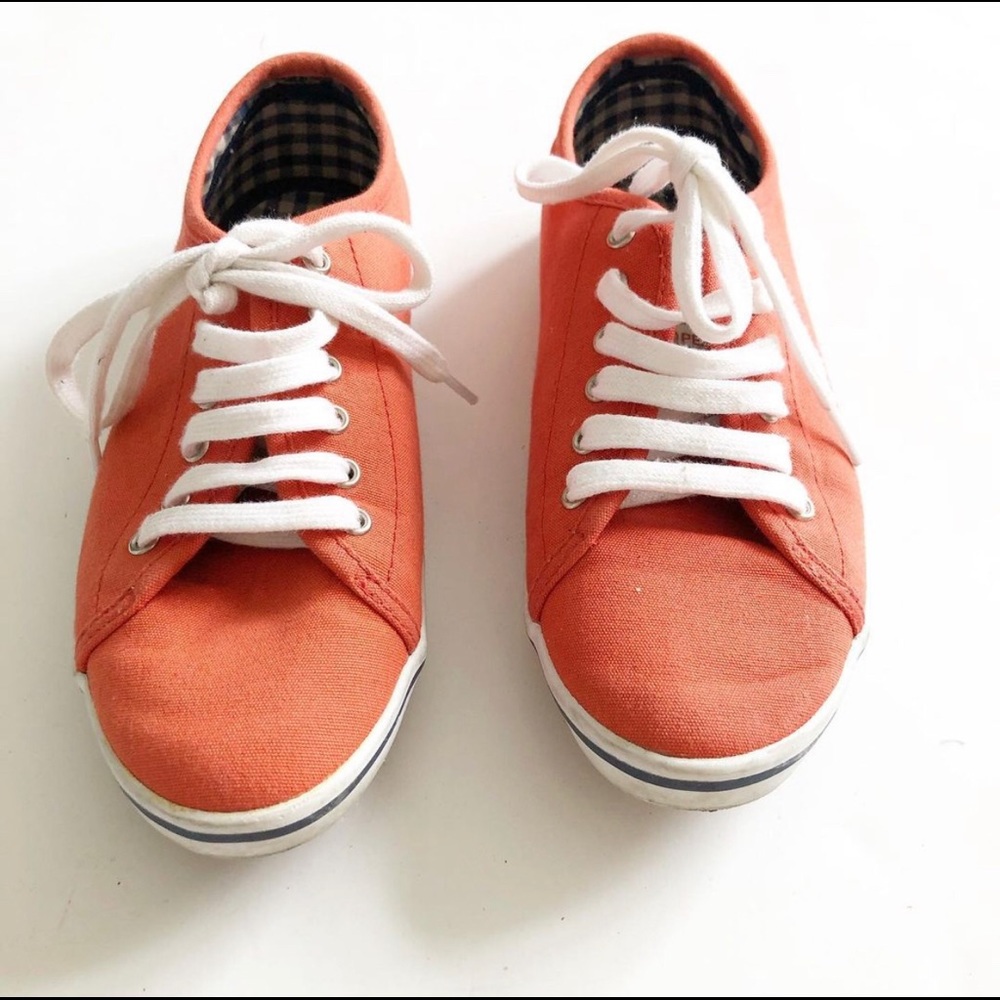 Fred Perry Orange canvas shoes